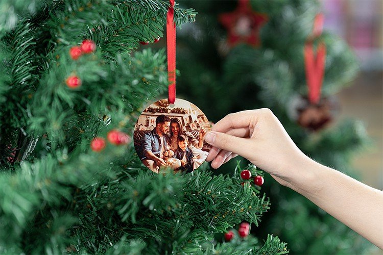 Wrap Up the Holidays with These 10 Sublimation Christmas Gift Ideas!